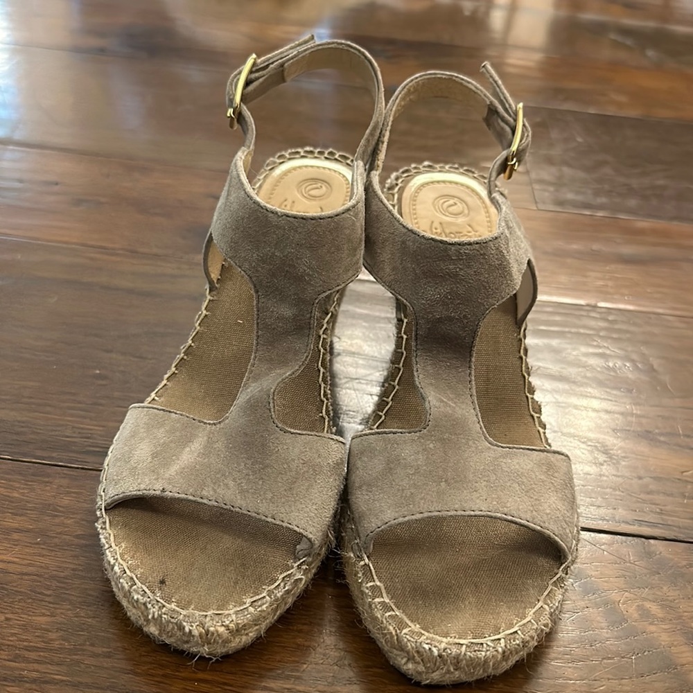 Vidoretta Espadrilles